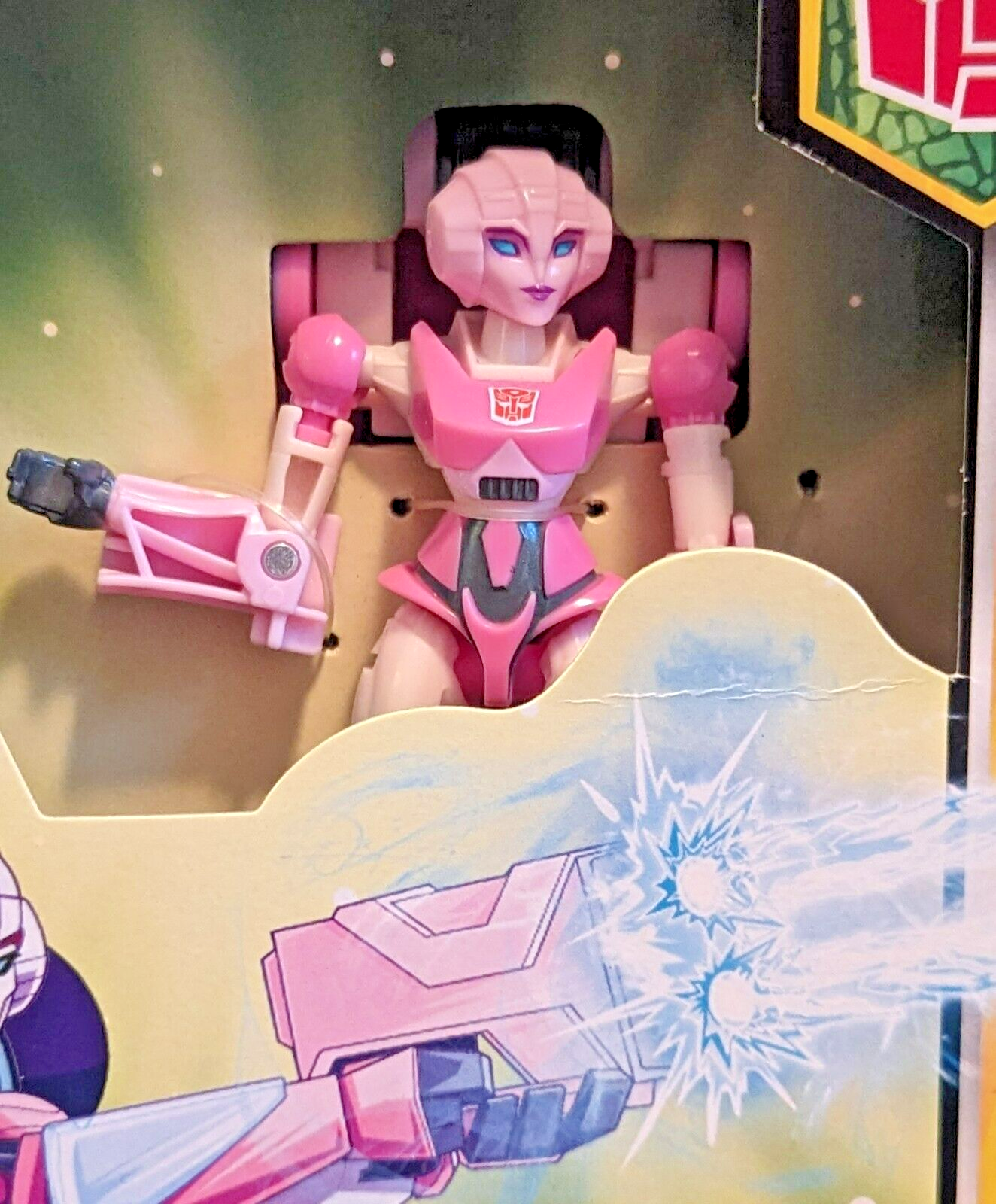 Transformers Bumblebee Cyberverse Adventures Dinobots Unite - Arcee