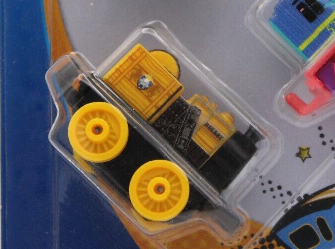 Thomas & Friends Minis Collector's 3 Pack Stephen Sushi Spencer Rainbow Shane