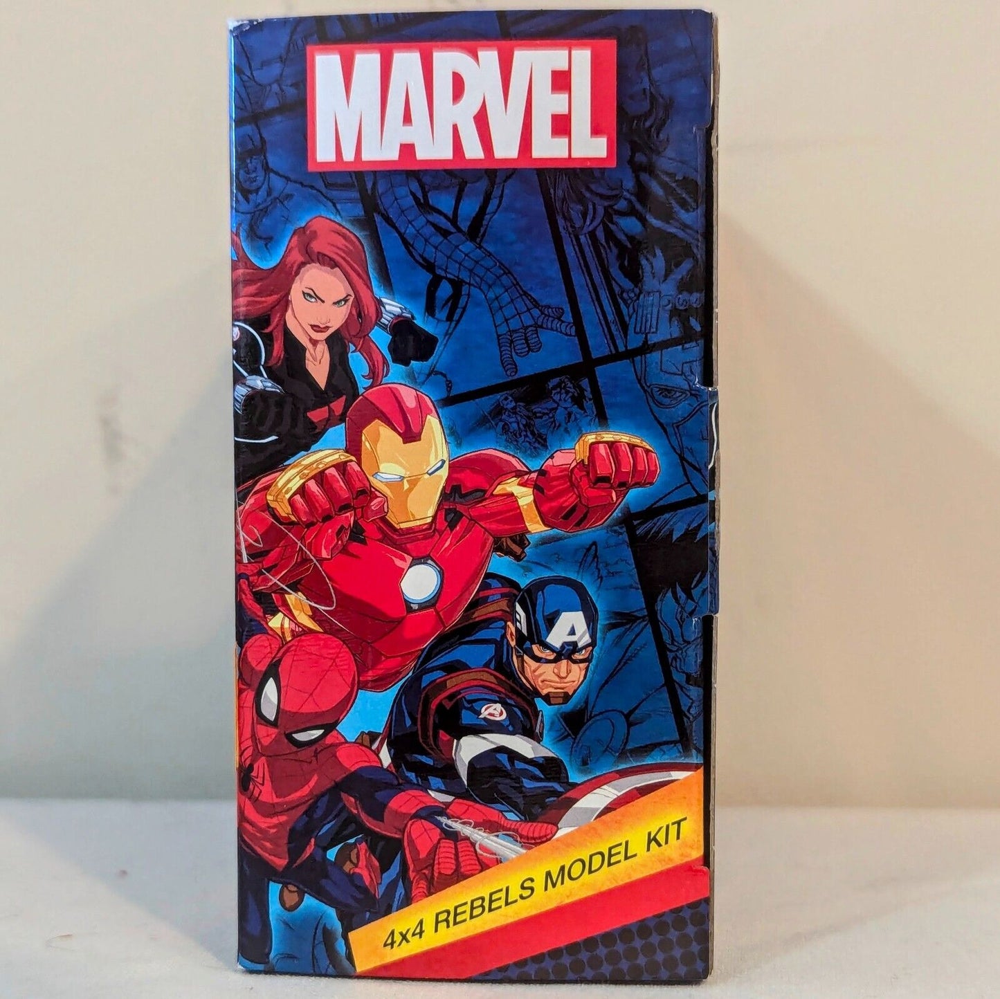Marvel 4x4 Rebels Model Kit Iron-Man 2014 Chevy Silverado 1500 DieCast Truck NEW