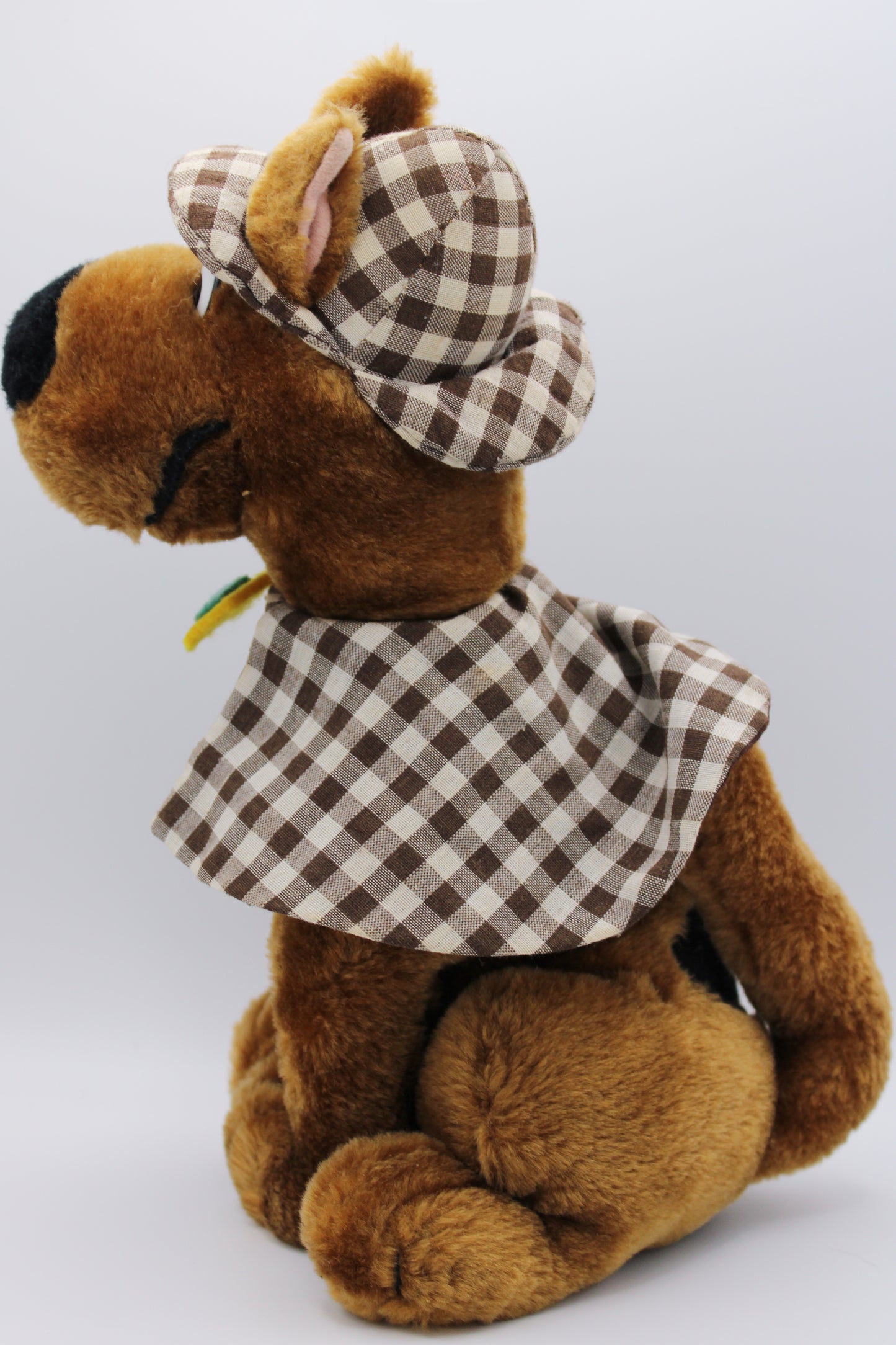 Cartoon Network Scooby Doo Sherlock Holmes Detective Plush 11 Inch