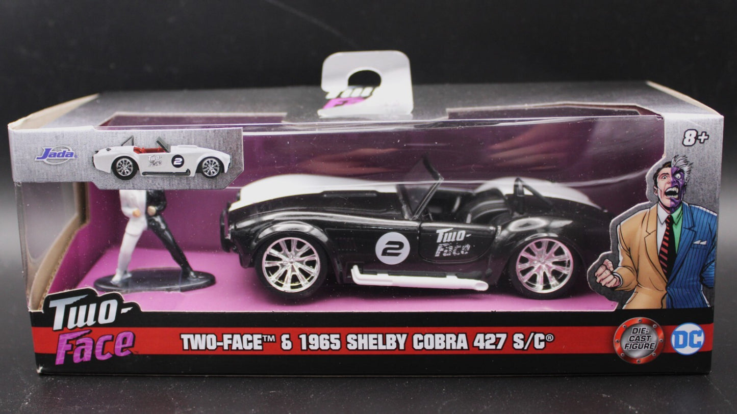 Jada Toys 1965 Shelby Cobra 427 S/C #2 w/ Two-Face Figure Batman 5 Inch 1:32