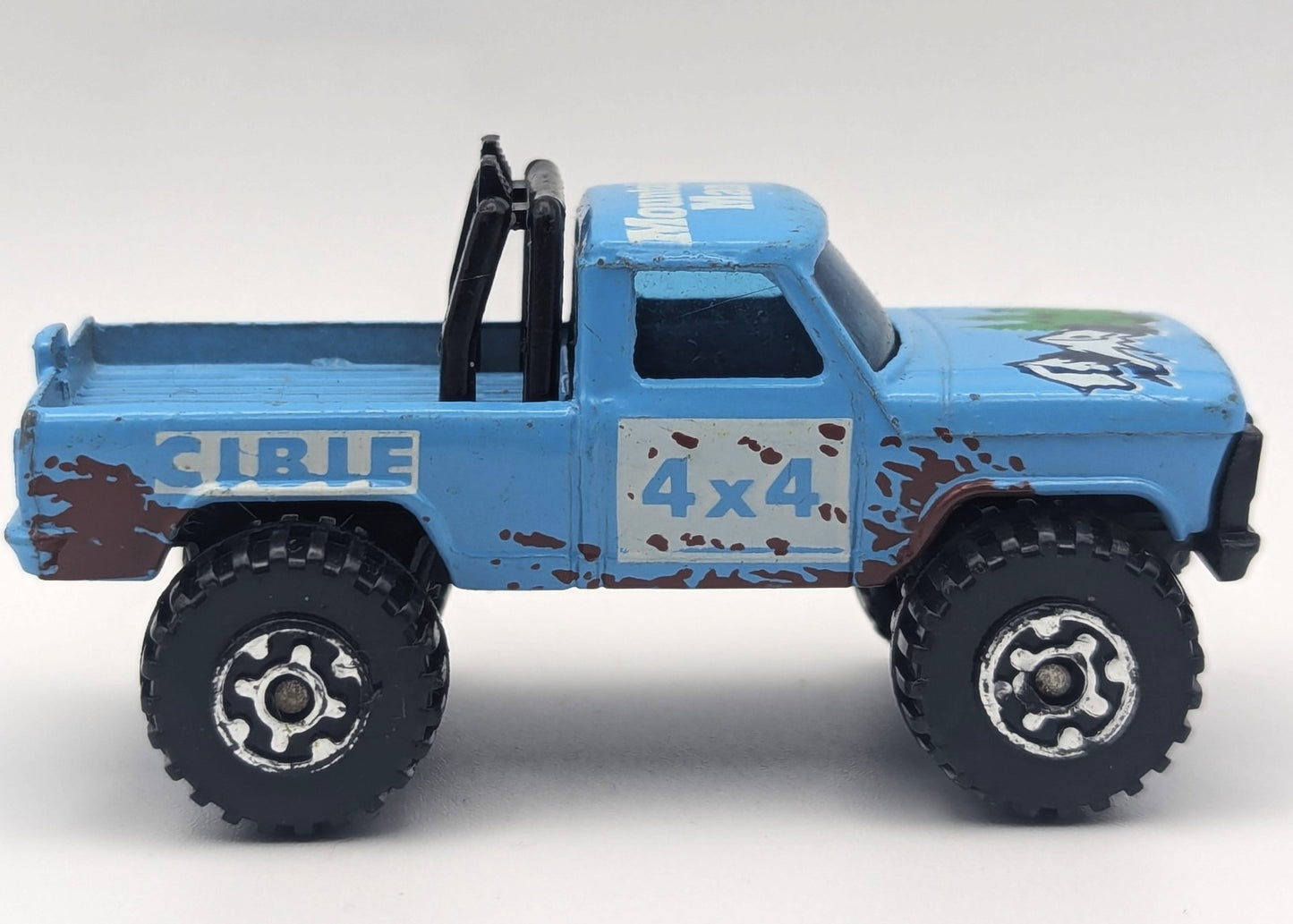 Vintage 1981 Matchbox Mountain Man Mini Pick Up Truck Blue White Diecast