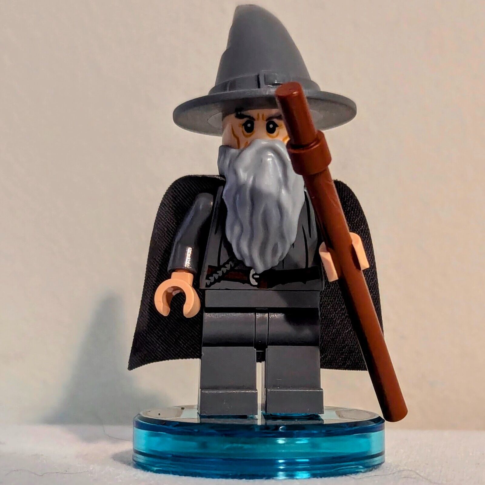 LEGO Dimensions Gandalf Minifigure Staff, Cape, & Disc - Opened for Verification