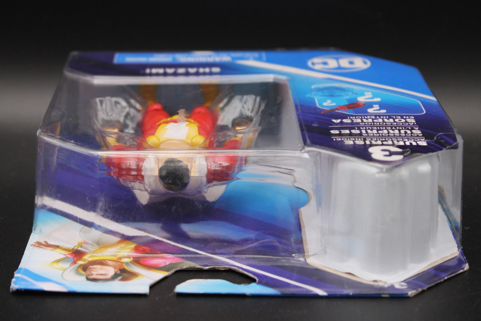 2021 DC Super Hero Shazam Action Figure & 3 Surprise Accessories -Cracked Bubble