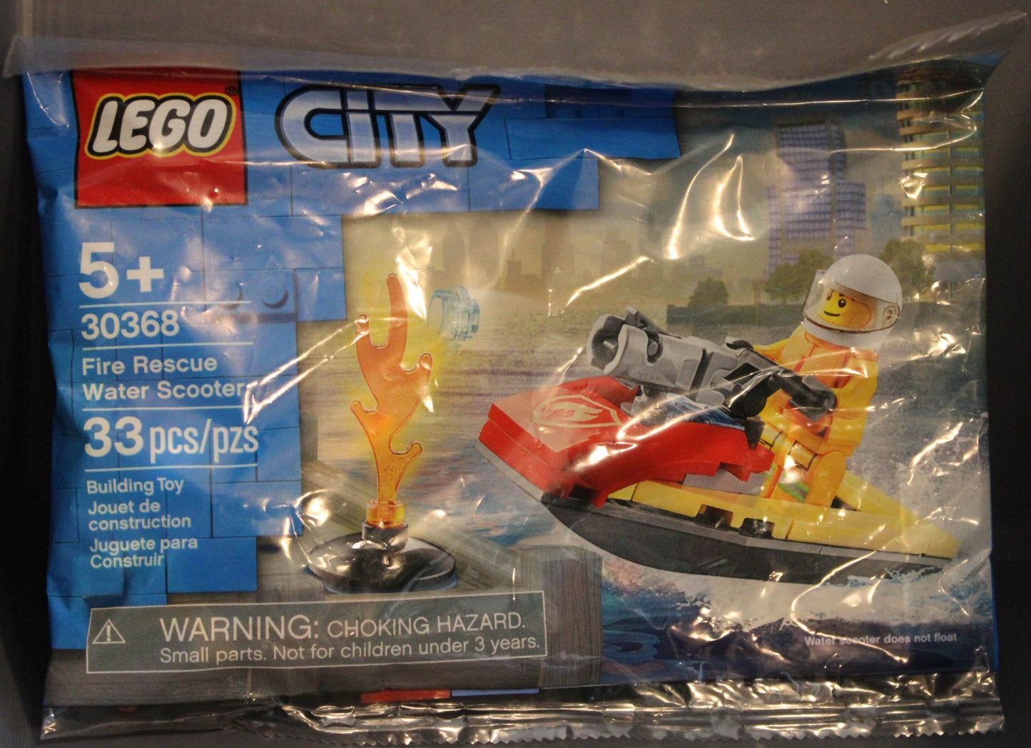 4 LEGO Polybags 2 City  2 Creator Party Animals Monster Truck Hovercraft Jet Ski