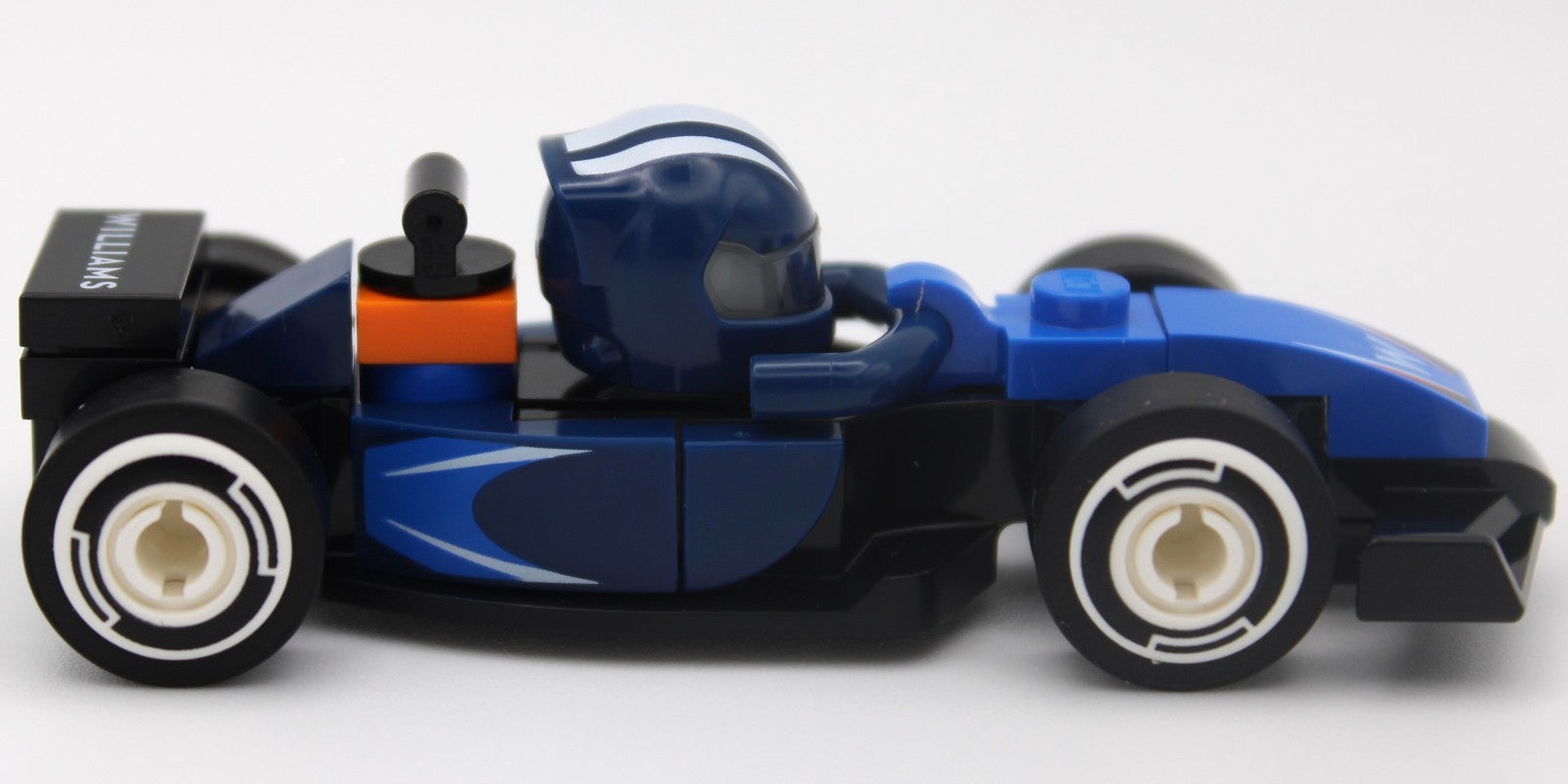 Lego Formula 1 Race Car Series - Williams (24 pieces) -(Opened for Verification)