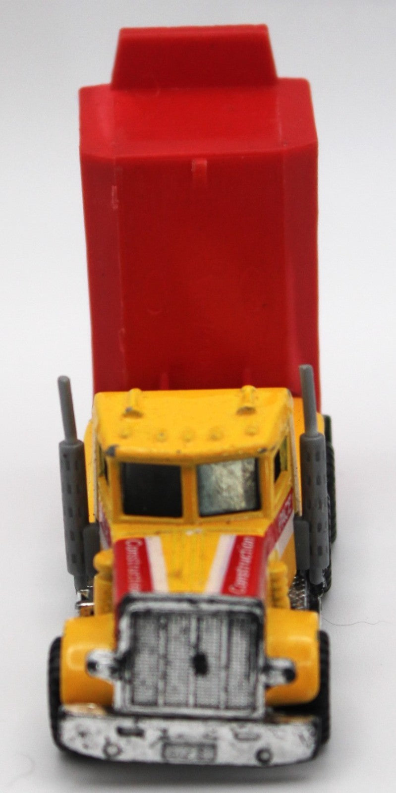 1981 Vintage Old Matchbox Peterbilt Dump Truck Pace Yellow Red Construction