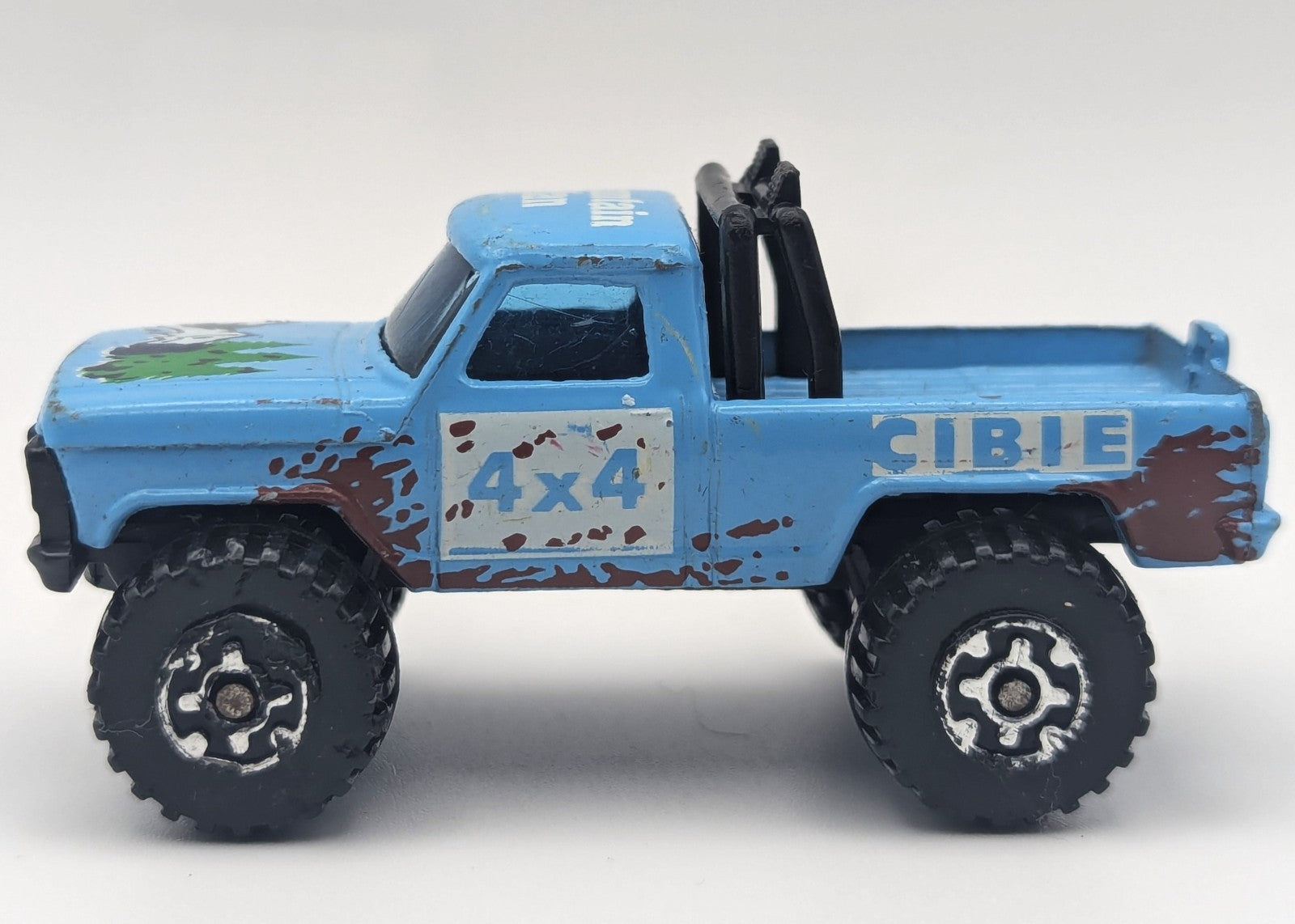 Vintage 1981 Matchbox Mountain Man Mini Pick Up Truck Blue White Diecast