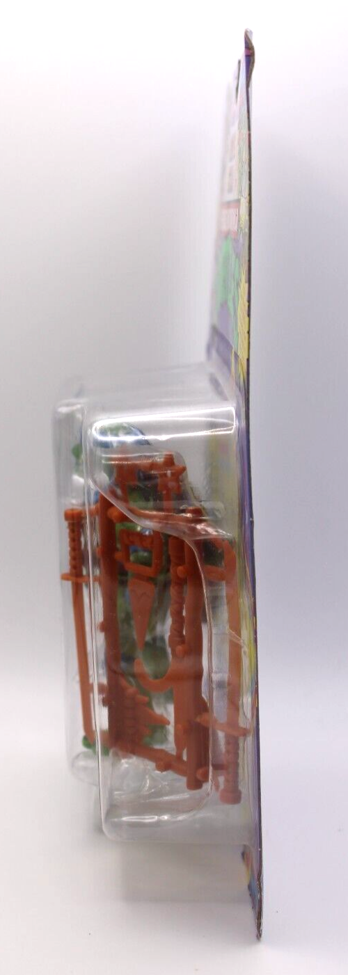 2023 Retro Playmates Teenage Mutant Ninja Turtles Movie Star Leo (Damaged Card)