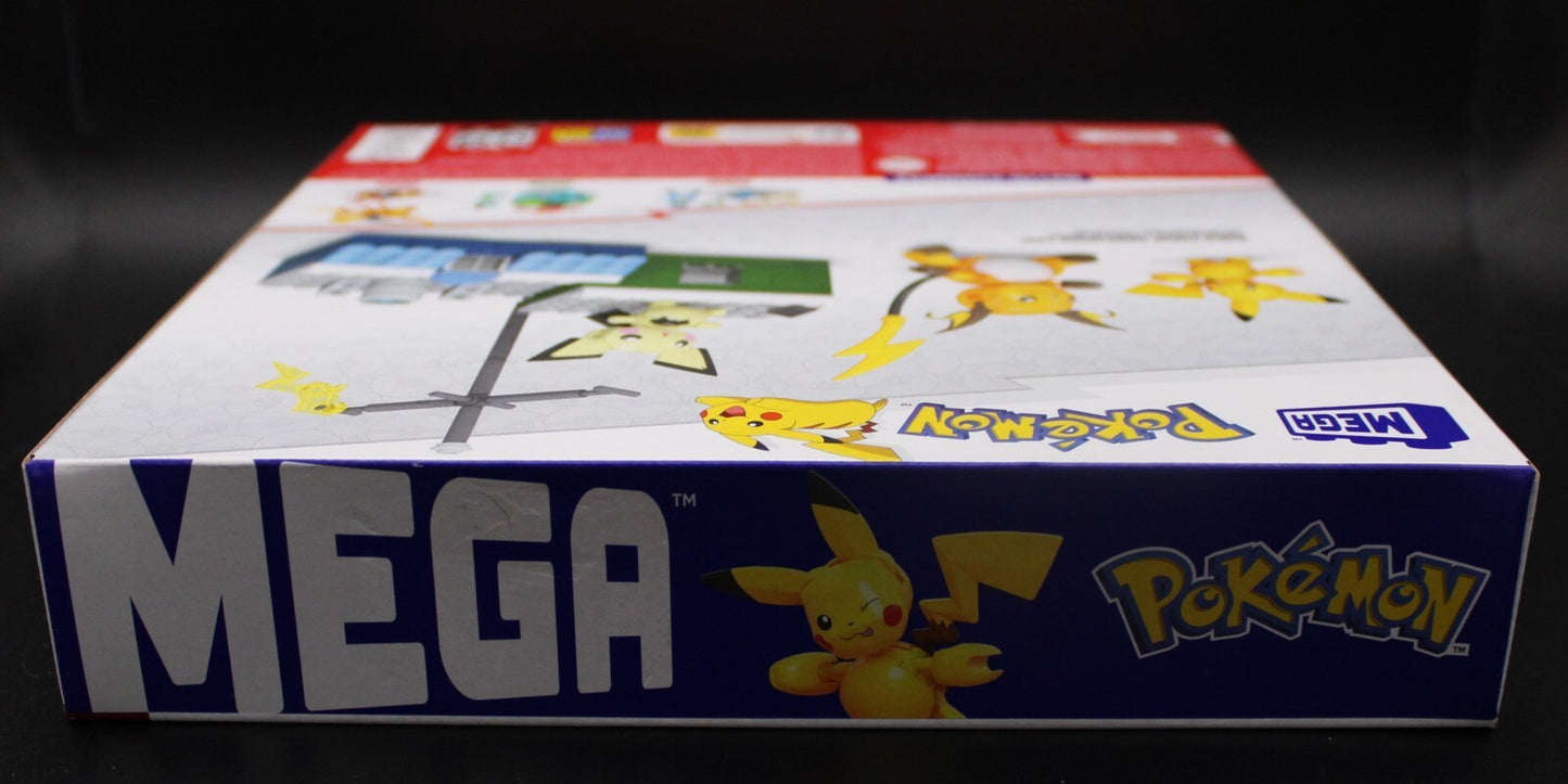 Pokémon Pikachu Evolution Set With Posable Figures Building Set (159 Pcs)