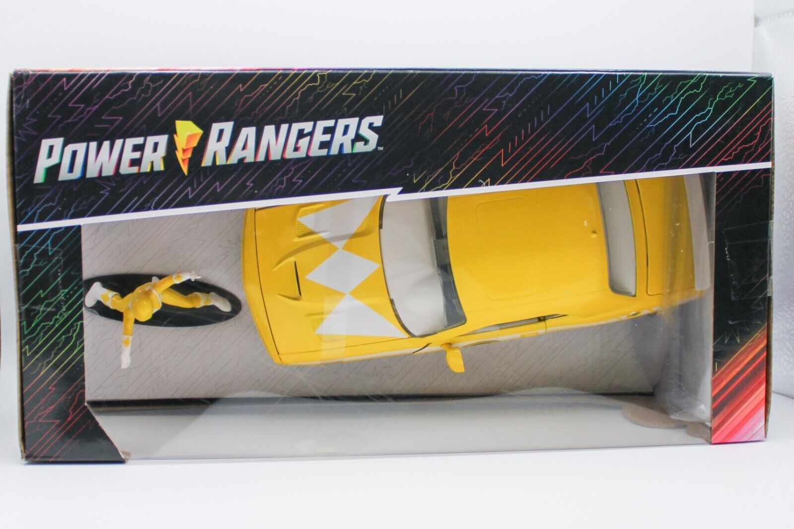 Jada 1/24 Diecast, Dodge Challenger SRT Hellcat & Yellow Power Ranger Figure
