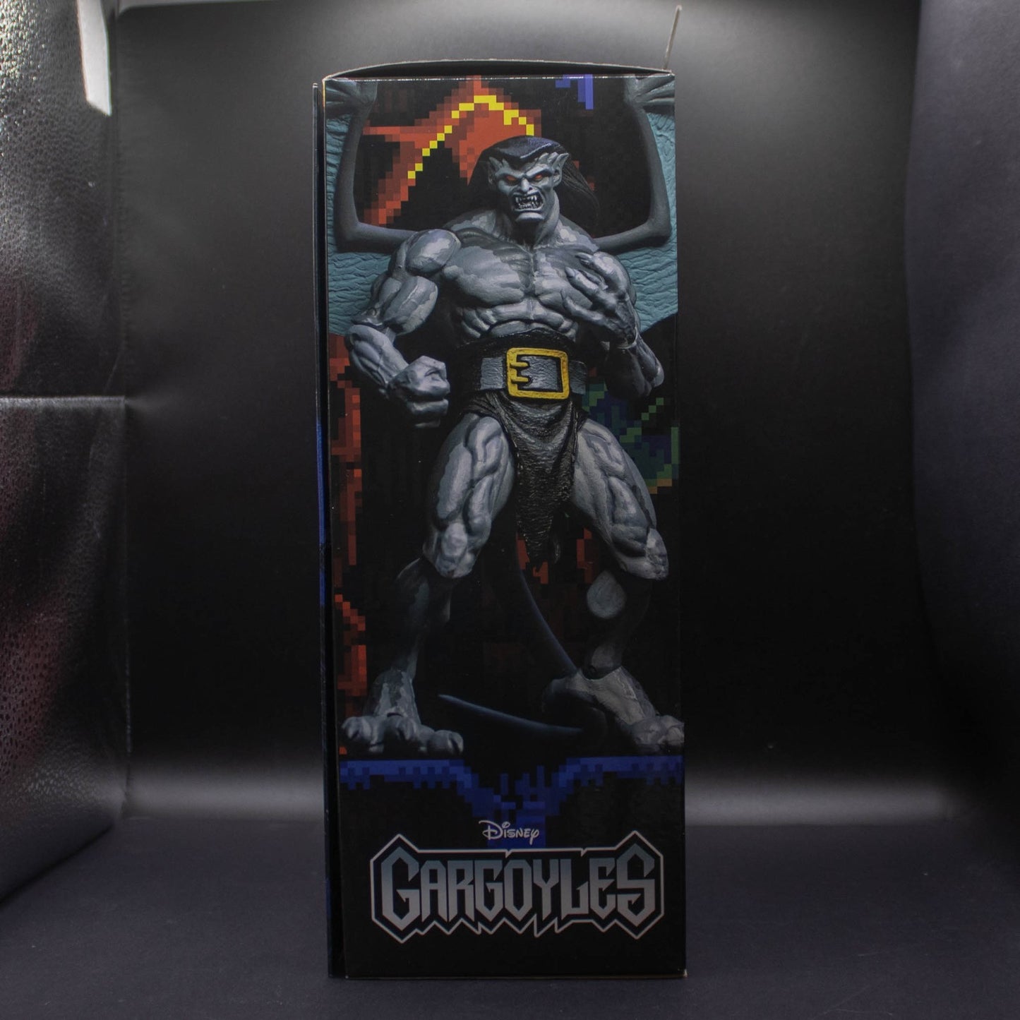 NECA Disney Gargoyles Goliath and Ultimate Bronx Action Figures