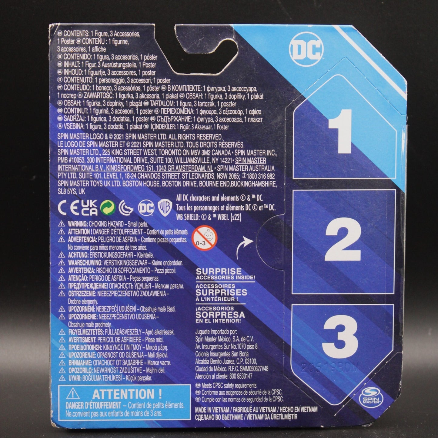 2021 DC Super Hero Shazam Action Figure & 3 Surprise Accessories -Cracked Bubble