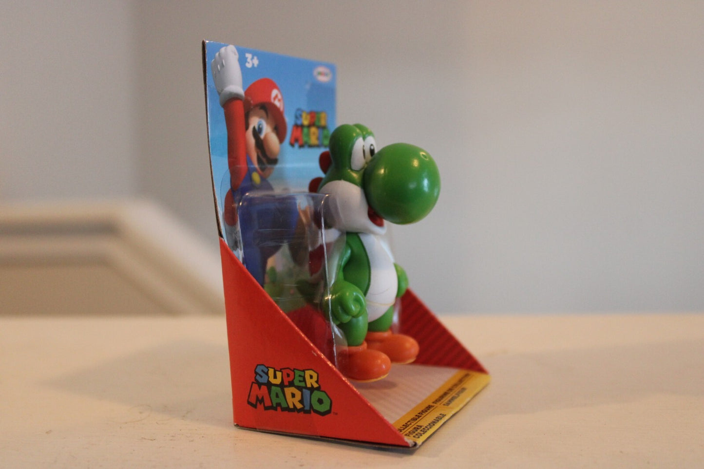 Jakks Super Mario 2.5 Inch Yoshi Figure Checklane Packaging World of Nintendo