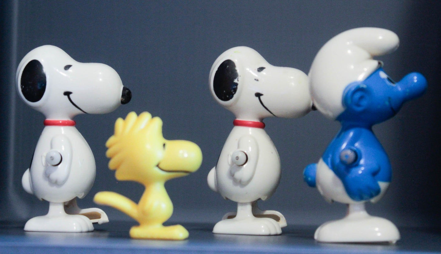 Lot of  Vintage Wind Up Toys 2 x Snoopy (Peanuts) 1 x Smurf Non-Working Pieces