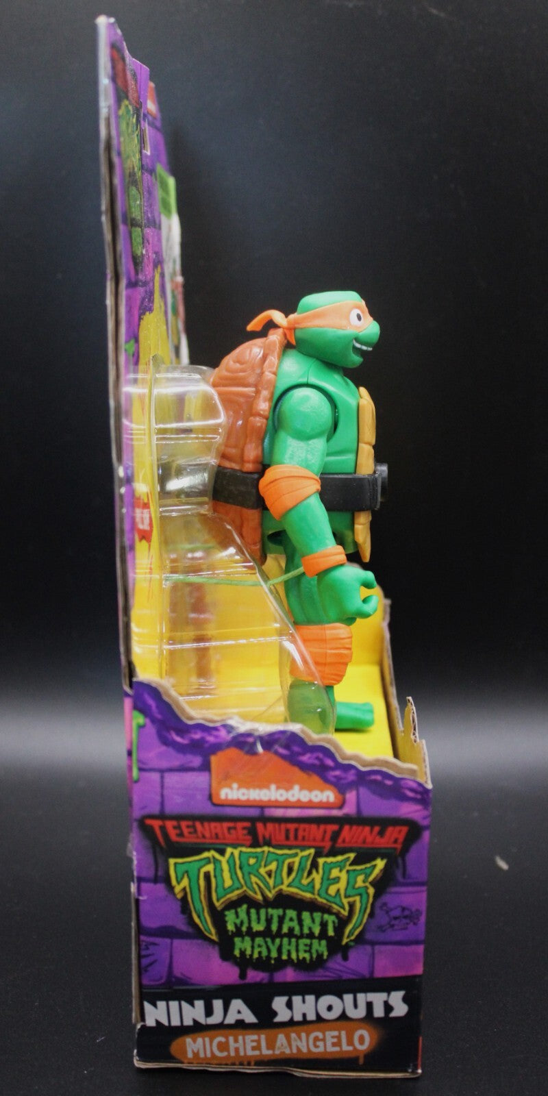 Teenage Mutant Ninja Turtles Mutant Mayhem Michelangelo Shouts Action Figure