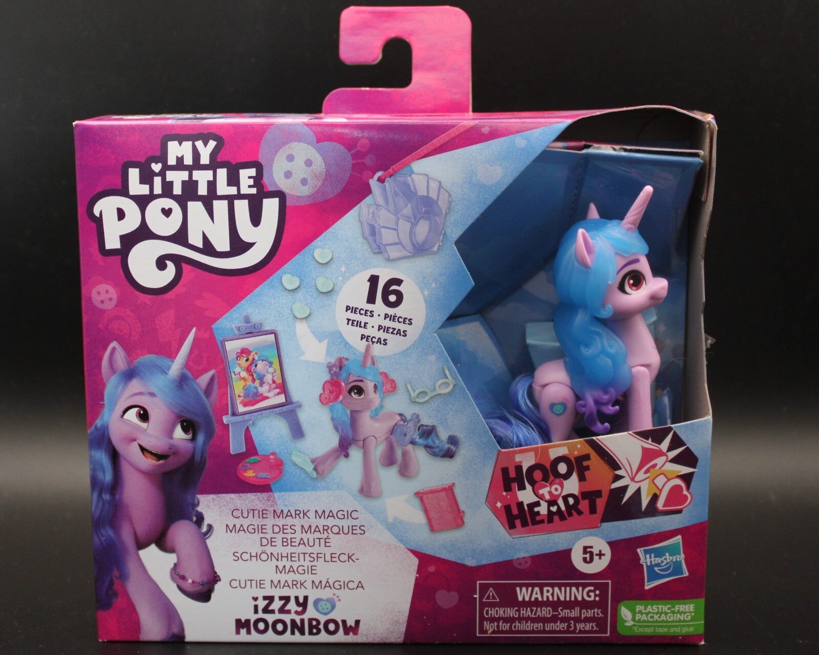 My Little Pony Cutie Mark Magic - Izzy Moonbow Figure w/ 16 Accessories