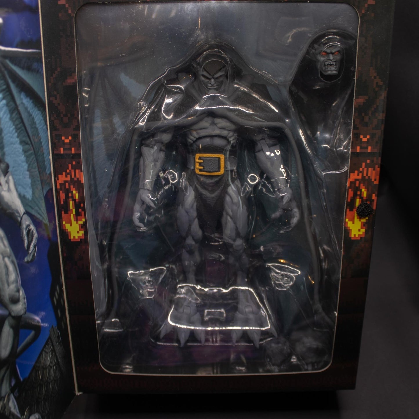 NECA Disney Gargoyles Goliath and Ultimate Bronx Action Figures