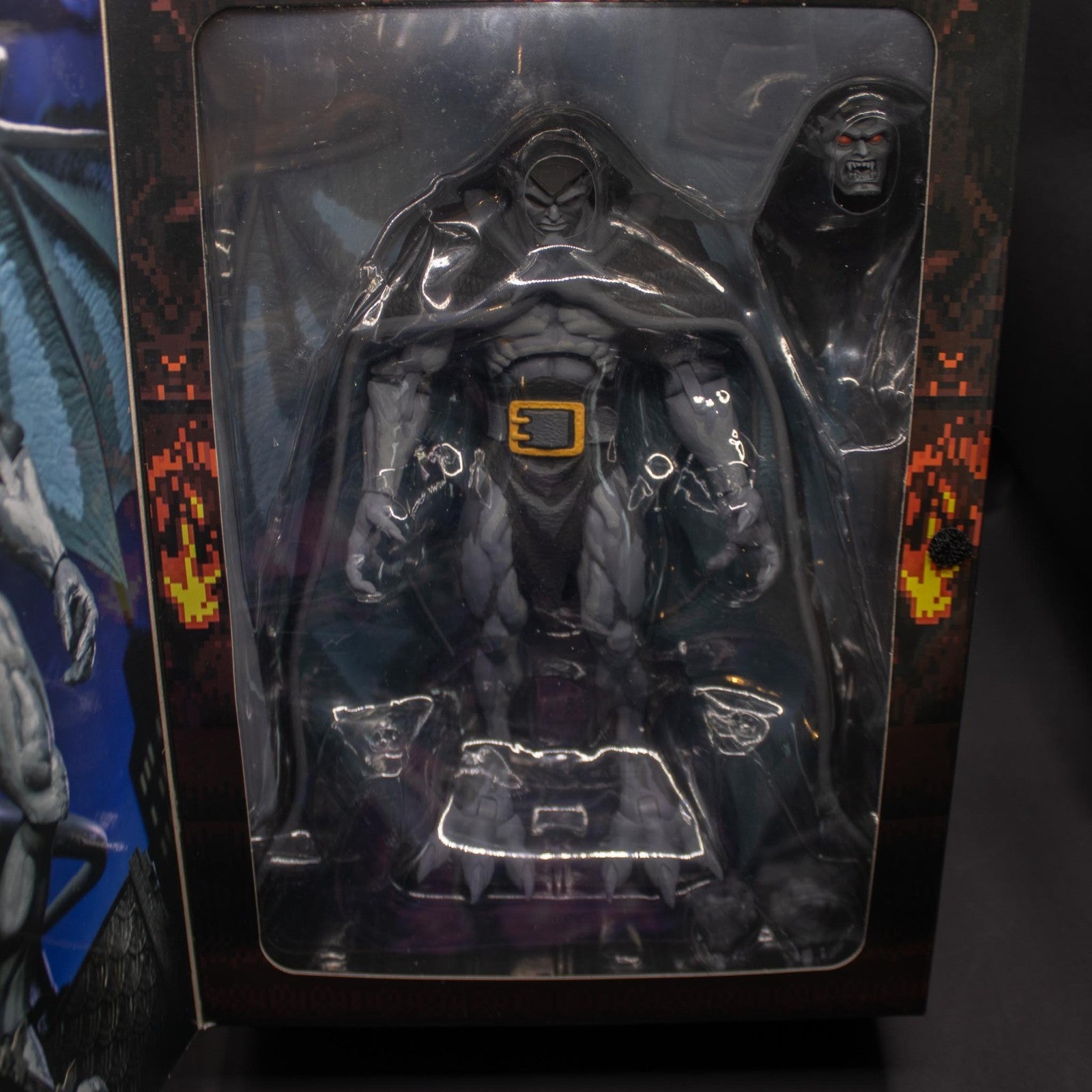 NECA Disney Gargoyles Goliath and Ultimate Bronx Action Figures