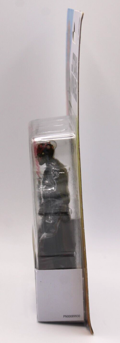 Disney Star Wars Darth Maul 4-Inch Action Figure & Accessory Collectible