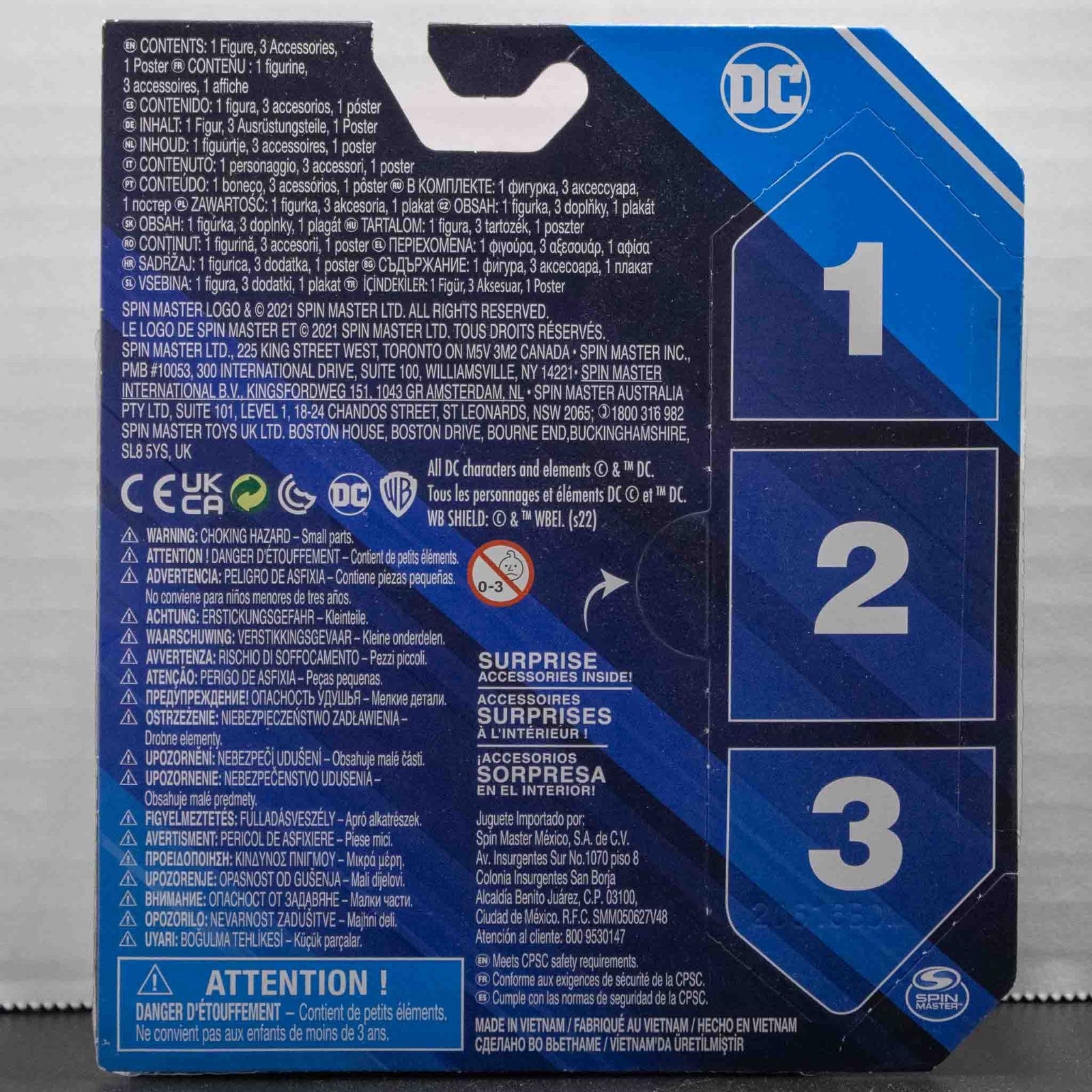 DC Superman and Combat Batman 4 Inch Spinmaster Figures w/ Surprise Accessories
