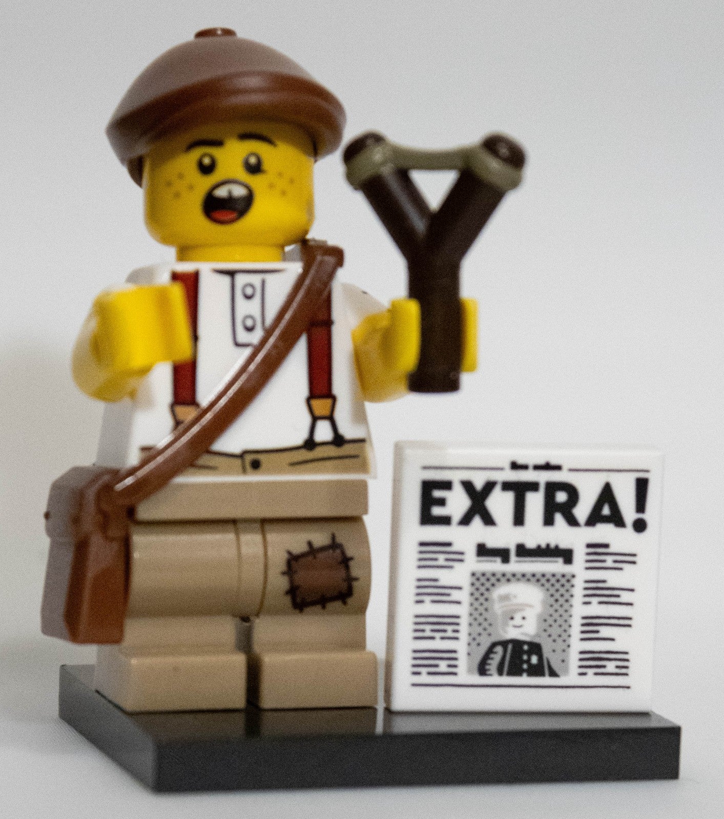 LEGO 71037 Minifigure Series 24 Lot Of 5 - Robot Warrior/Referee/Rockin' Horse