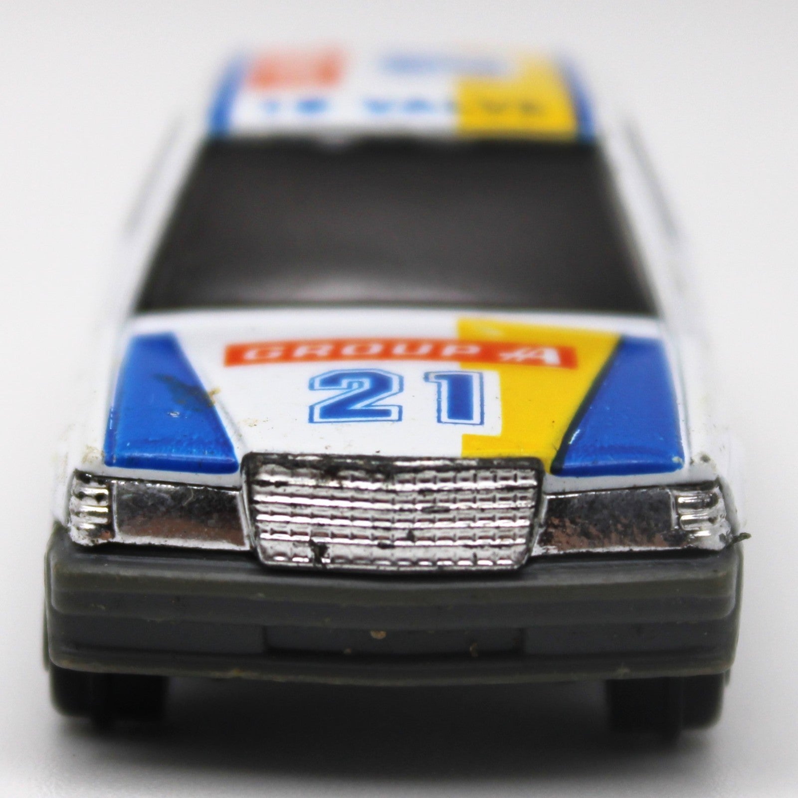 Vintage Yatming #821 Mercedes-Benz 190E 1:64 Diecast Rare Original