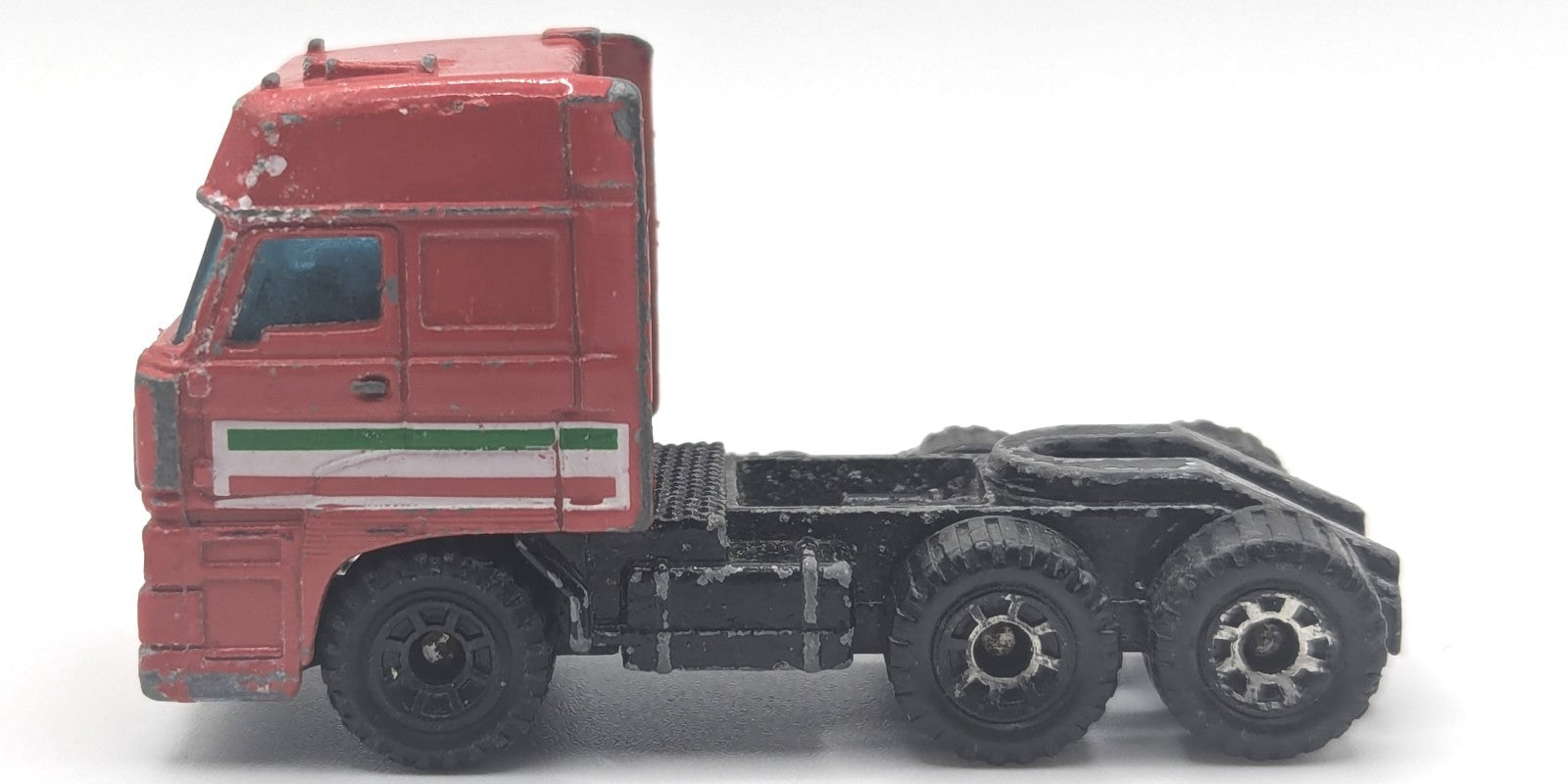 1987 Matchbox DAF Space Cab 3300 Ferrari Transporter Truck Trailer Diecast 1:86