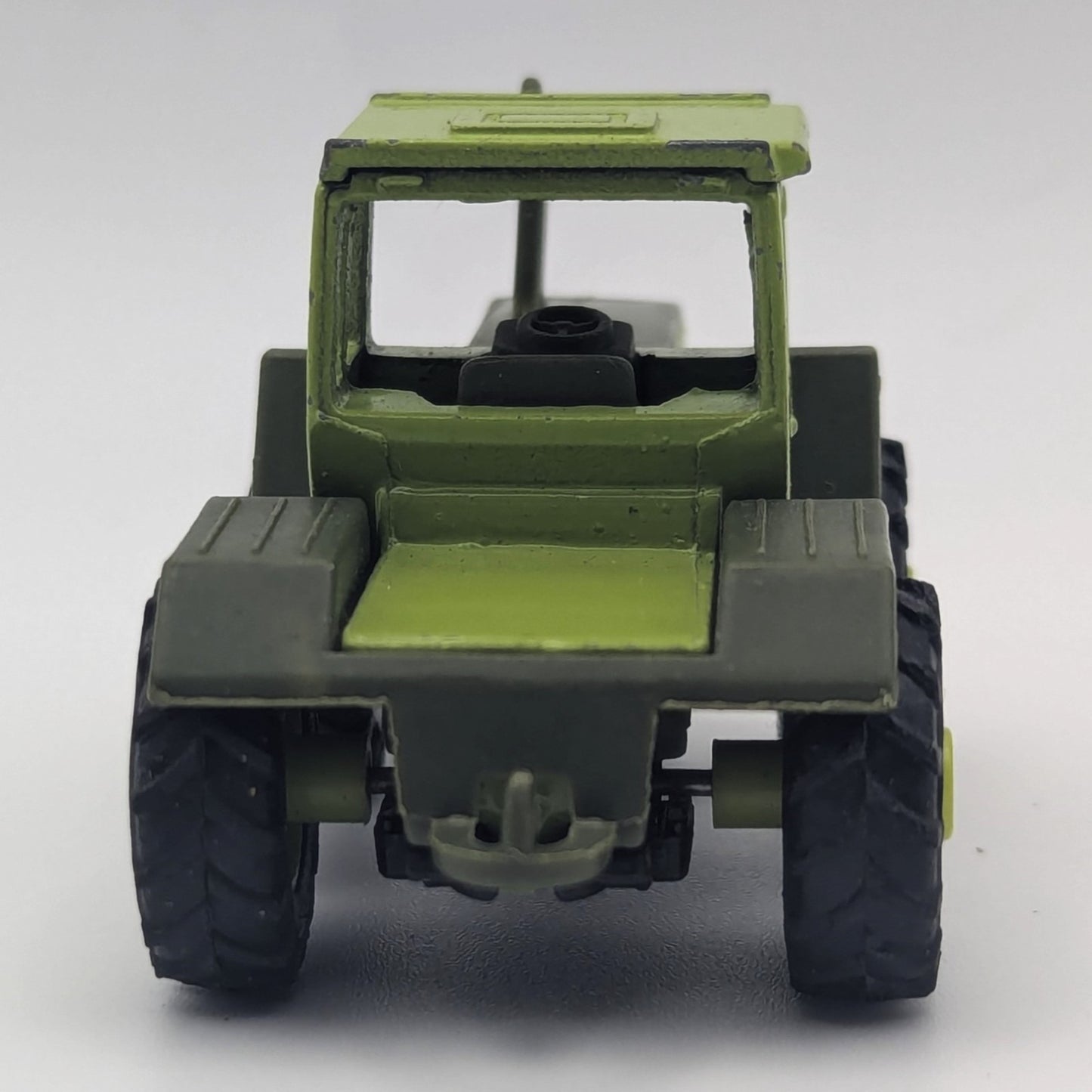 1990 Matchbox Power Tractor MB-Trac 1600 Turbo 1:77 Scale Green Mercedes Benz