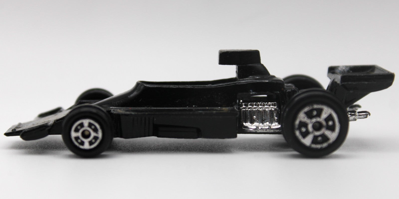 Yatming Lotus JPS 72 John Player Special 5 Indy Race Car #1305 Vintage
