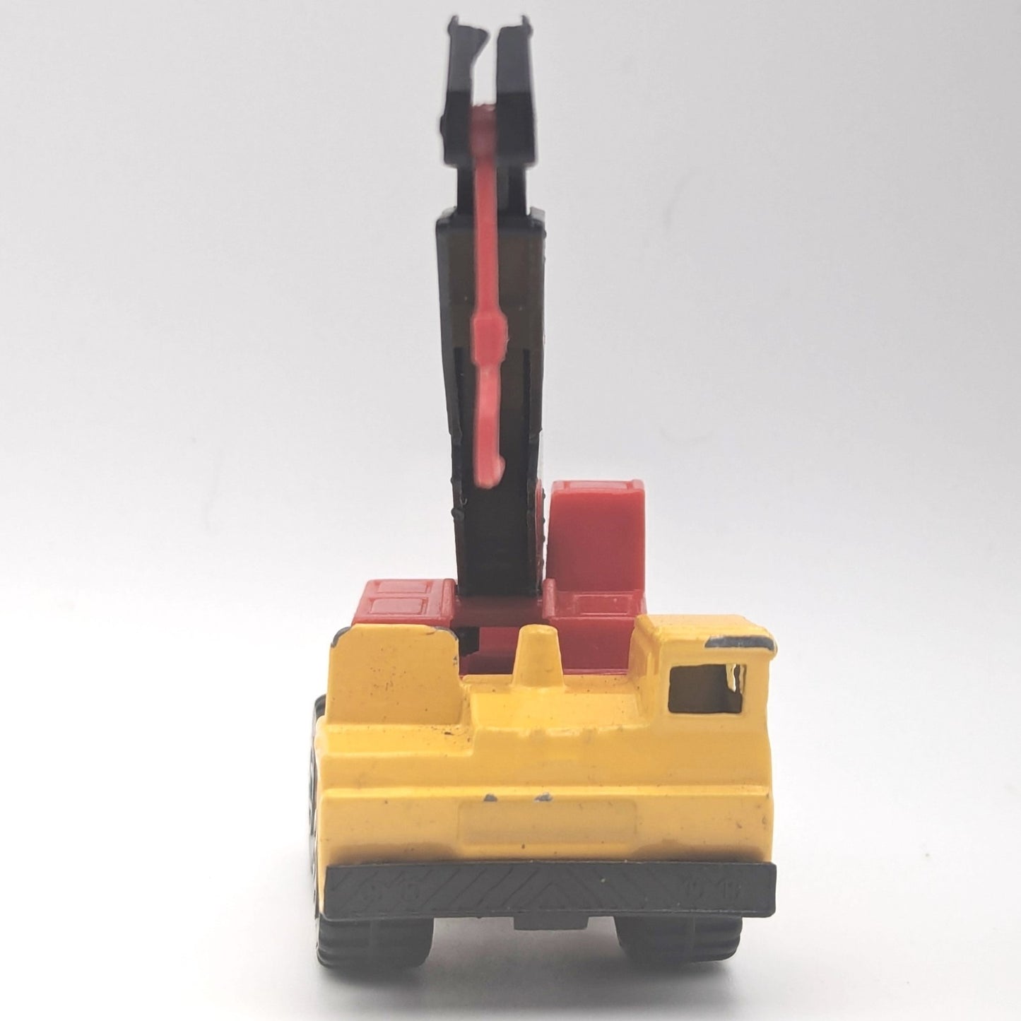 Matchbox Faun Mobile Crane Truck Yellow Red 1992 Diecast Thailand