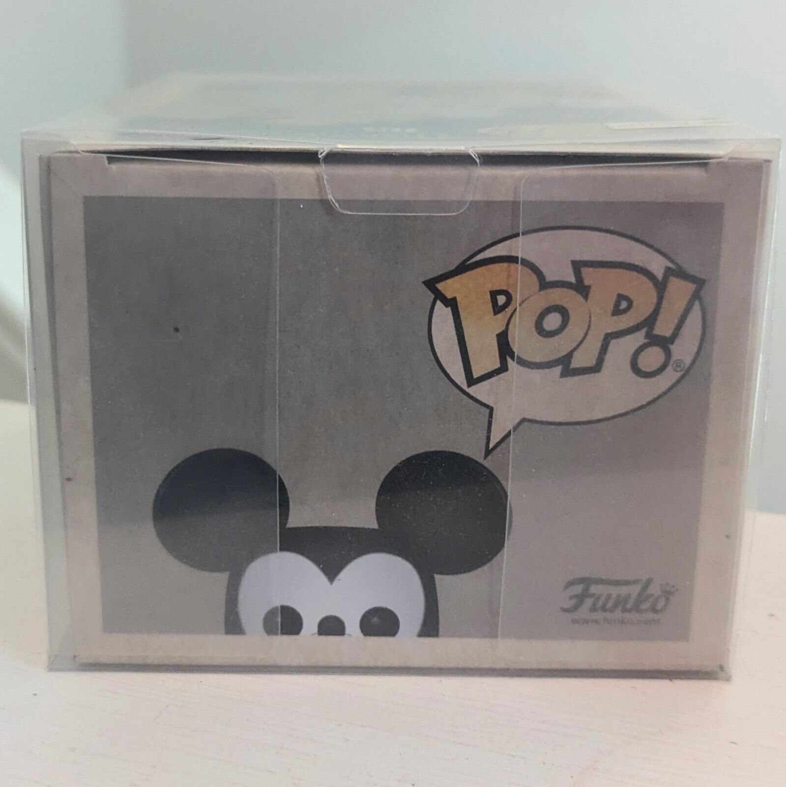 Funko Pop! Disney 65th Disneyland Matterhorn Bobsleds Mickey 812 W Pop Protector