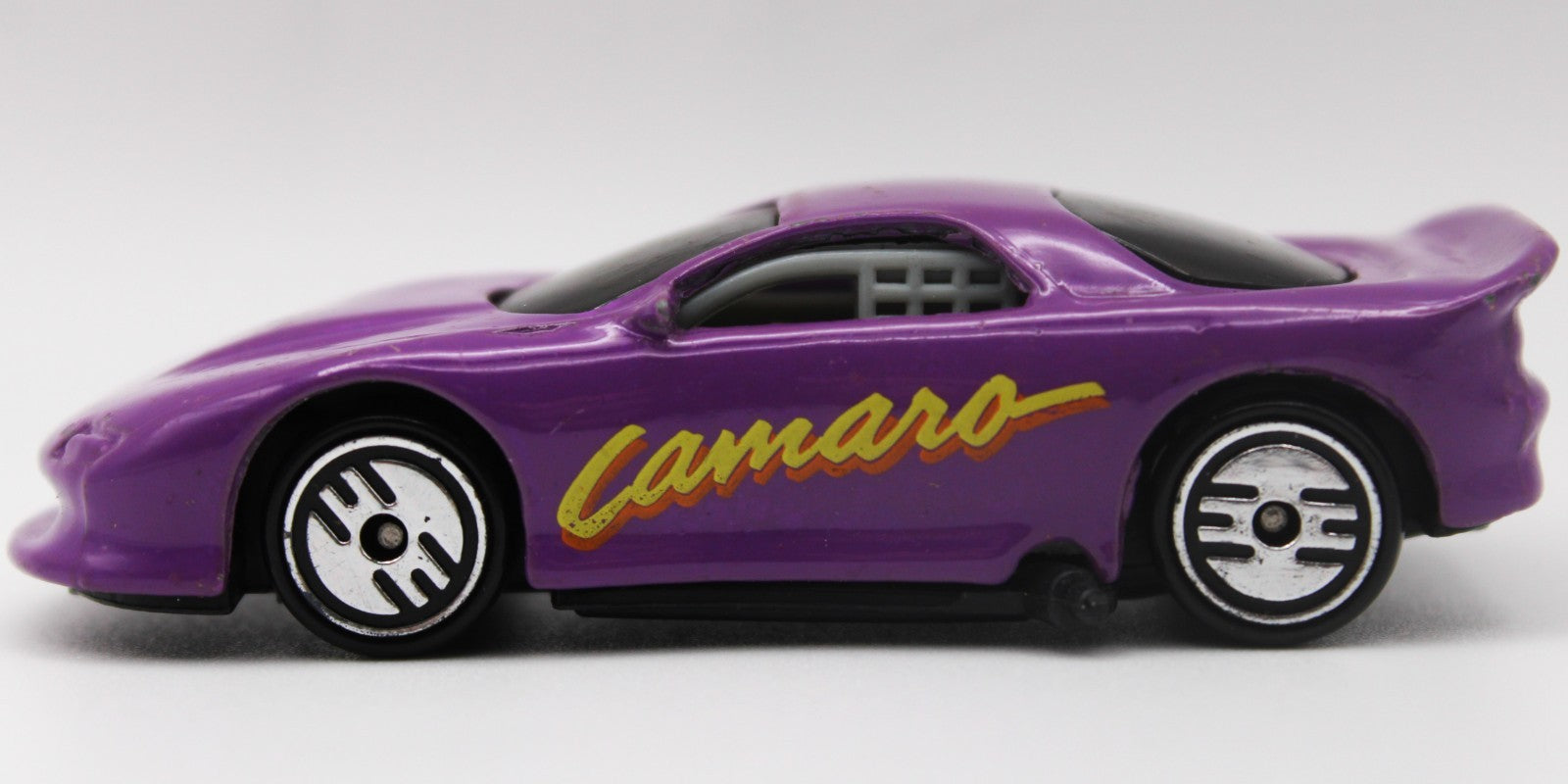 1992 Hot Wheels Ultra Hots Purple Chevrolet Camaro Z-28 Stock Car 1:64 Diecast 