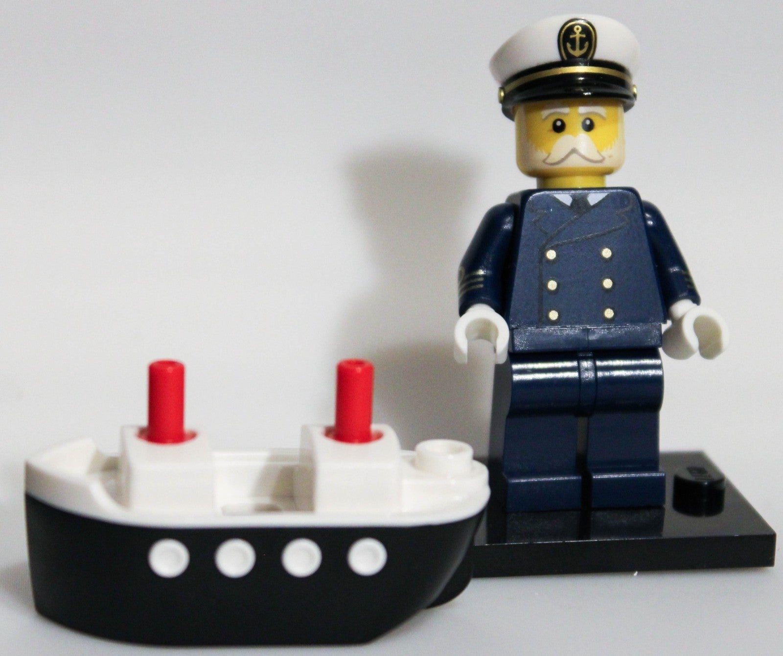 Ferry Boat Captain Wolf Costume Series 23 LEGO Minifigures - Opened & Verified