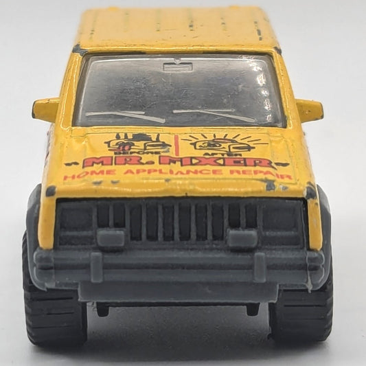 Vintage 1986 Matchbox Jeep Cherokee Mr. Fixer Home Appliance Repair Truck