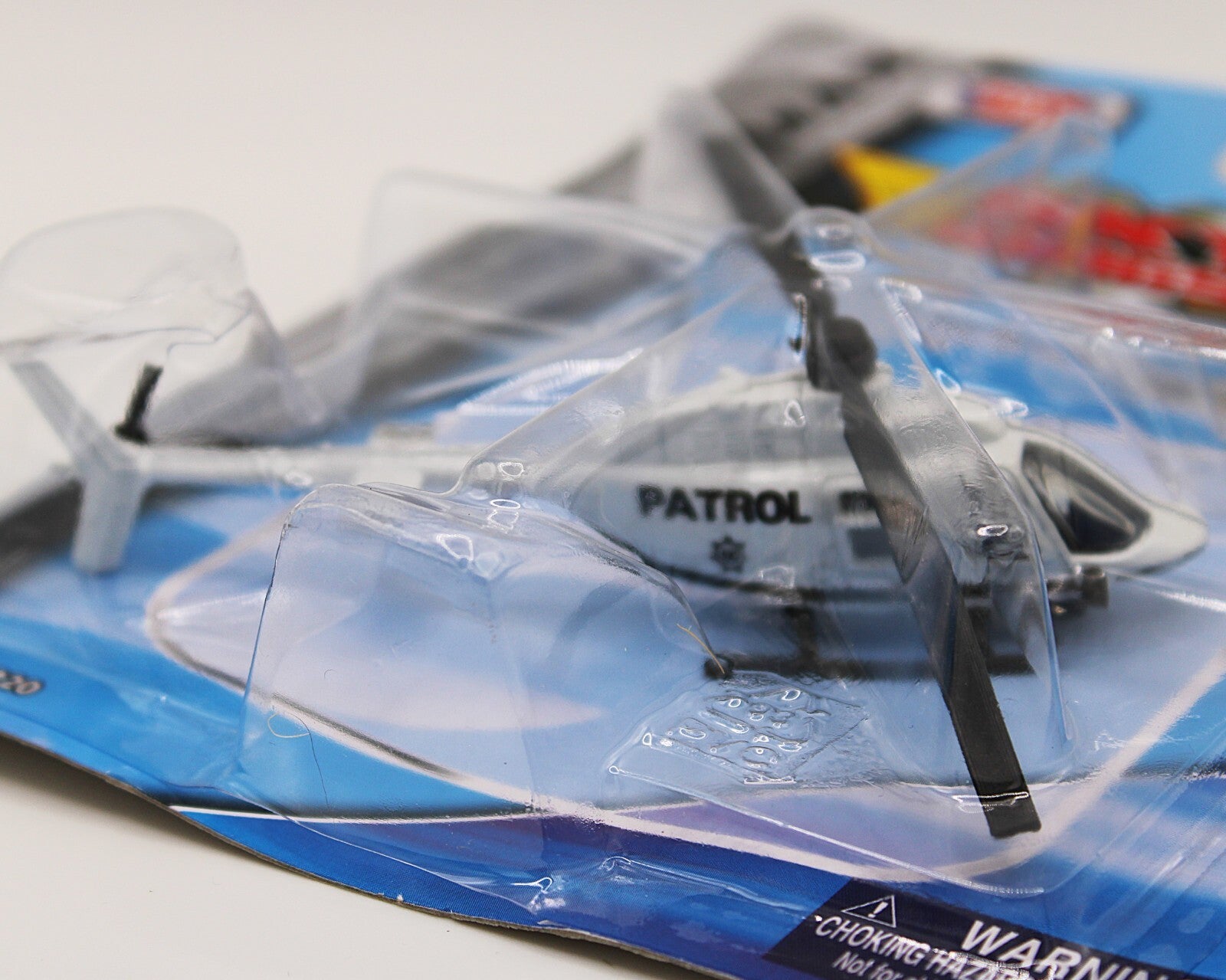 Motor Max Sky Wings Patrol Helicopter Replica Die Cast New 