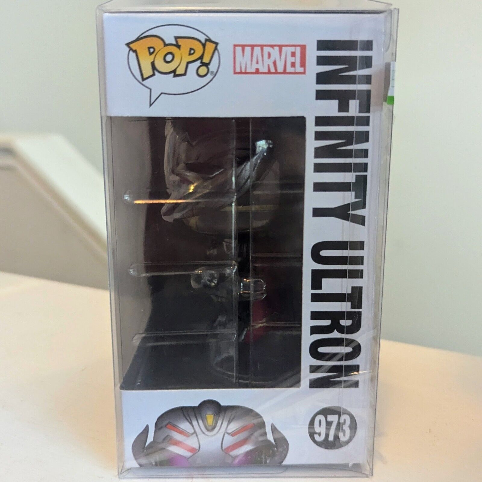 Funko Pop! Marvel - Infinity Ultron #973 Vinyl Figure with Protector Case