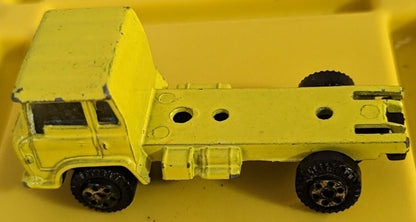 Vintage Yatming 1:64 Scale Yellow Semi Truck Cab Diecast Car 