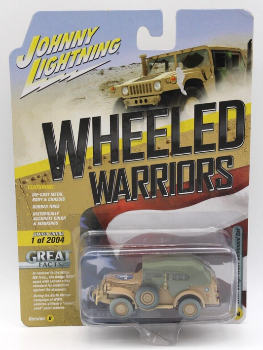 Johnny Lightning Wheeled Warriors Ver B WWII Dodge WC57 Command Car
