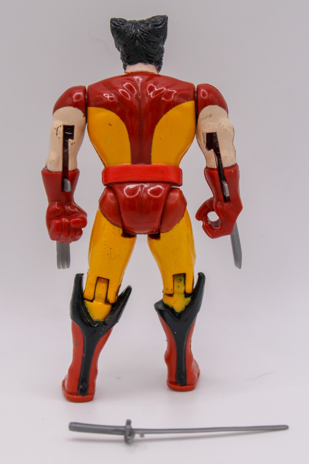 X-Men Wolverine Series 1 Loose Action Figure Toy Biz 1991 with Sword Accessory
