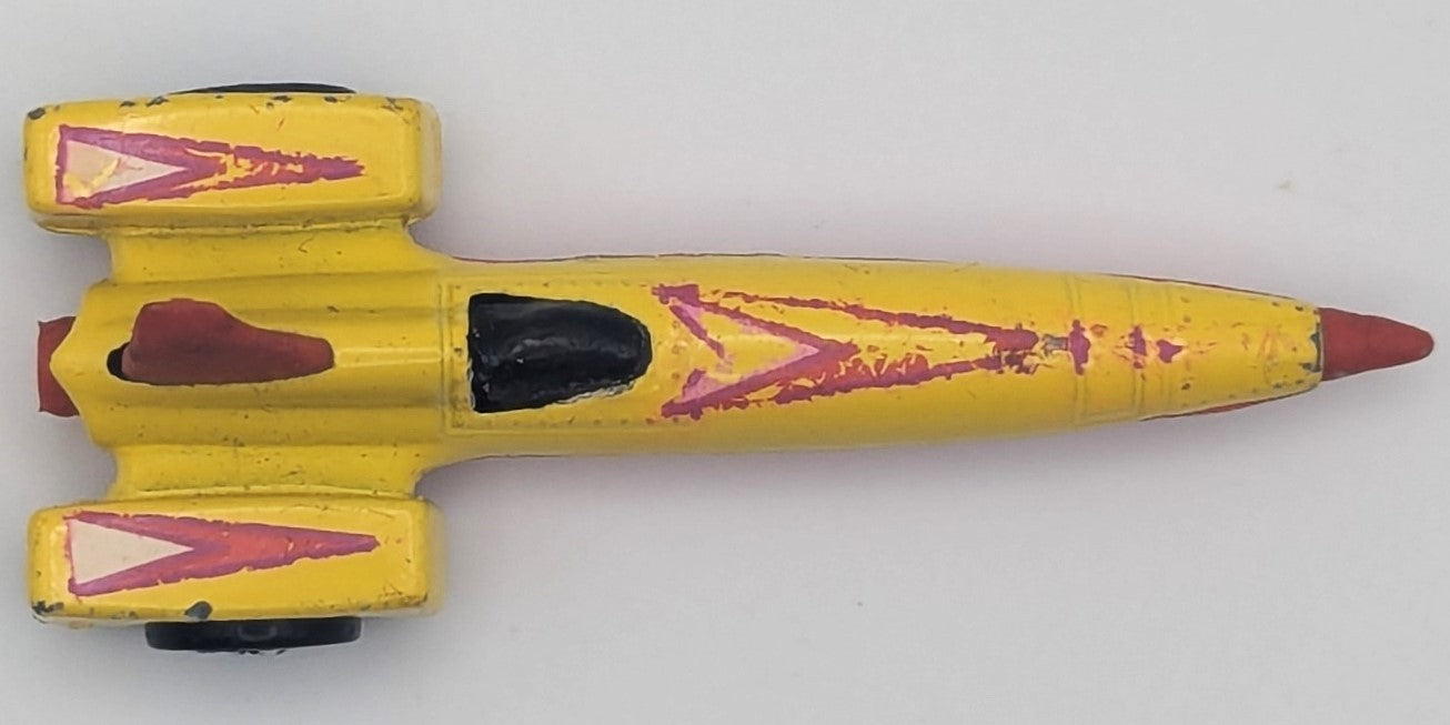 1988 Vintage Diecast Mattel Hot Wheels Tricar X8 Red/Yellow Dragster Speed Racer