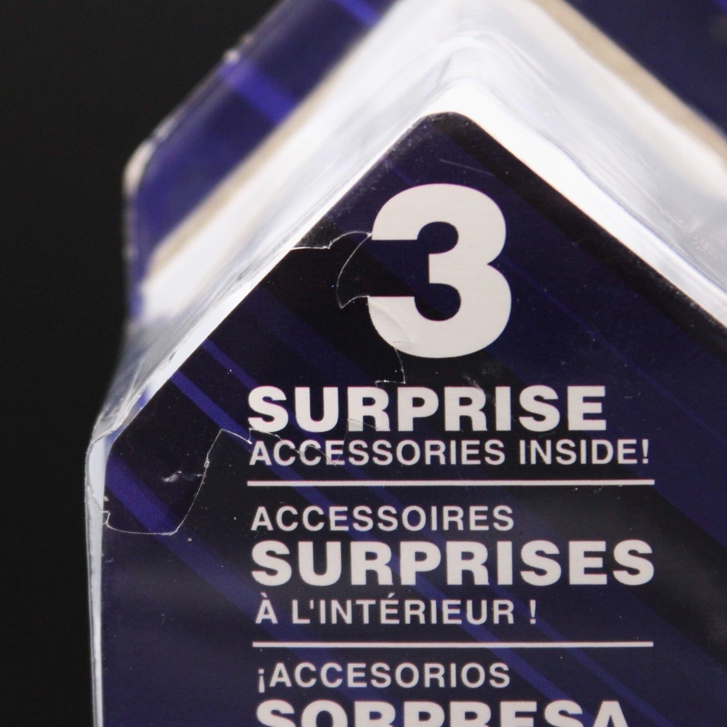 2021 DC Super Hero Shazam Action Figure & 3 Surprise Accessories -Cracked Bubble