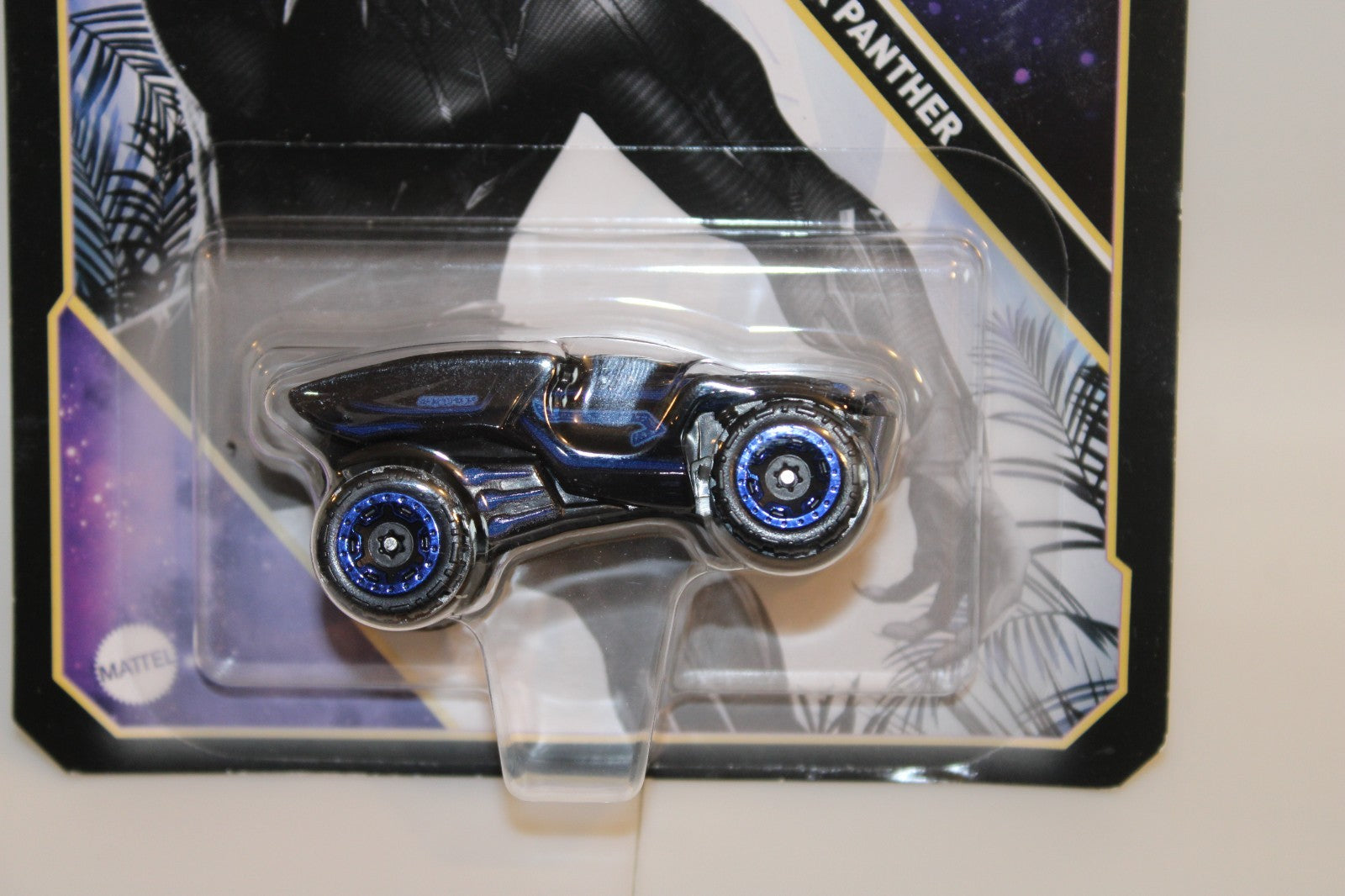 Set of 2 Hot Wheels 2023 Marvel Character Cars - MCU Black Panther & Shuri