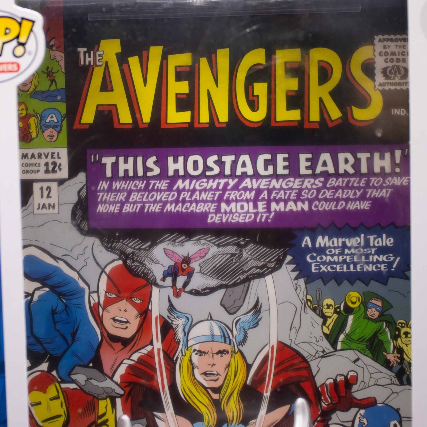 Funko Pop! Comic Book Cover with Case: Marvel - Thor - Target (Exclusive) 38