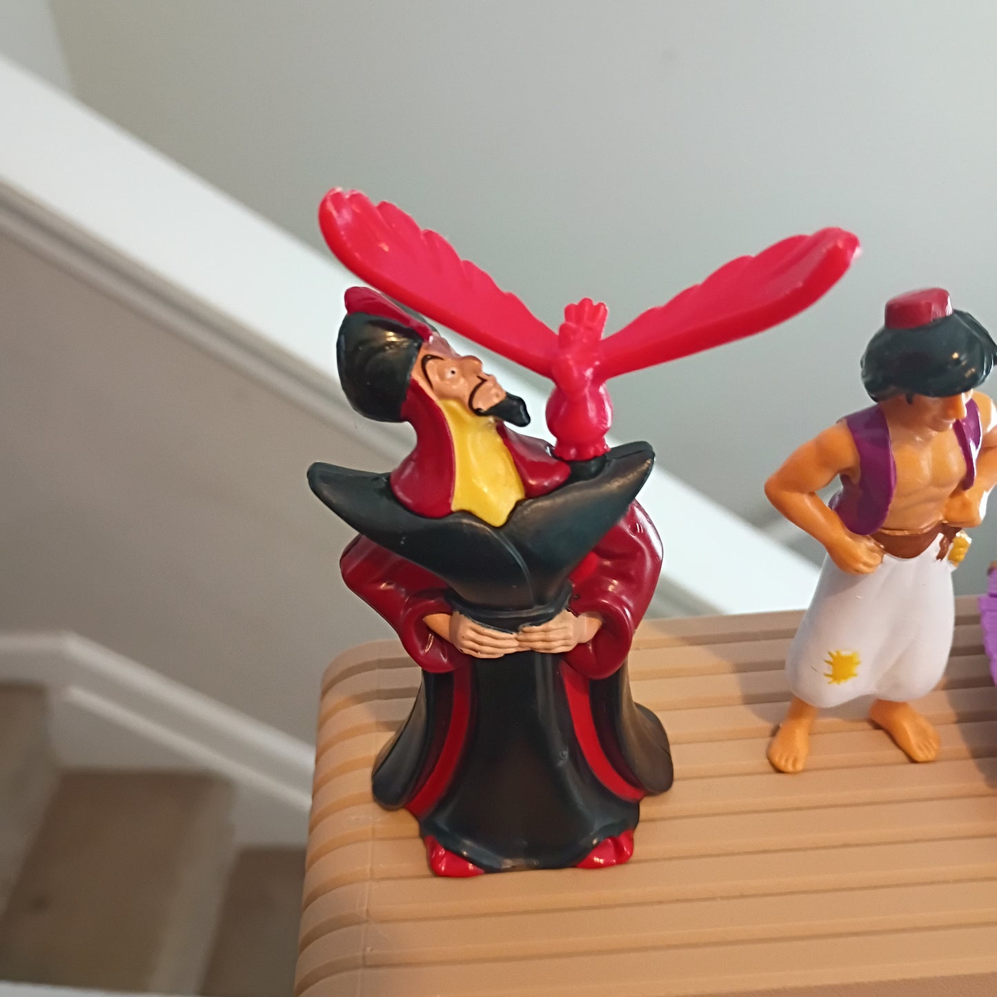 Vintage Lot Aladdin Figurine Jafar and Flying Carpet Toy - Kid's Meals Toys