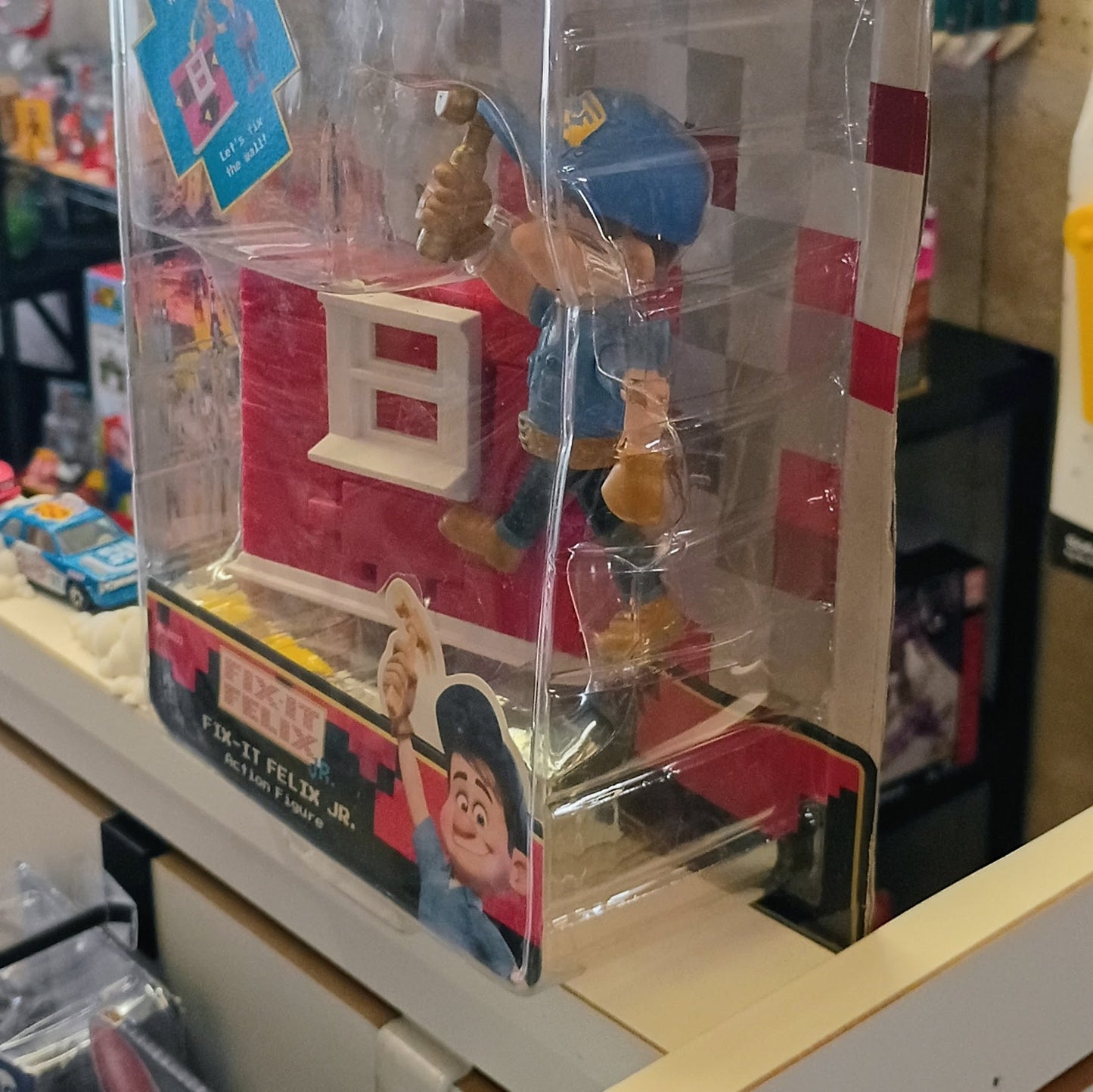 Disney Fix-It Felix Jr Swinging Hammer Wreck-It Ralph Good Action Figure Bad Box