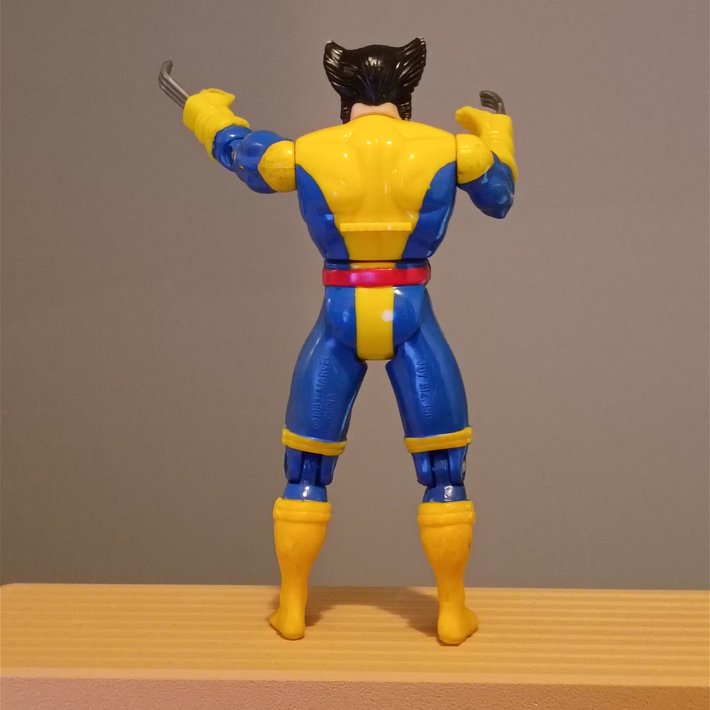 Vintage 1992 ToyBiz Uncanny X-Men Wolverine Unmasked 5 Inch Action Figure