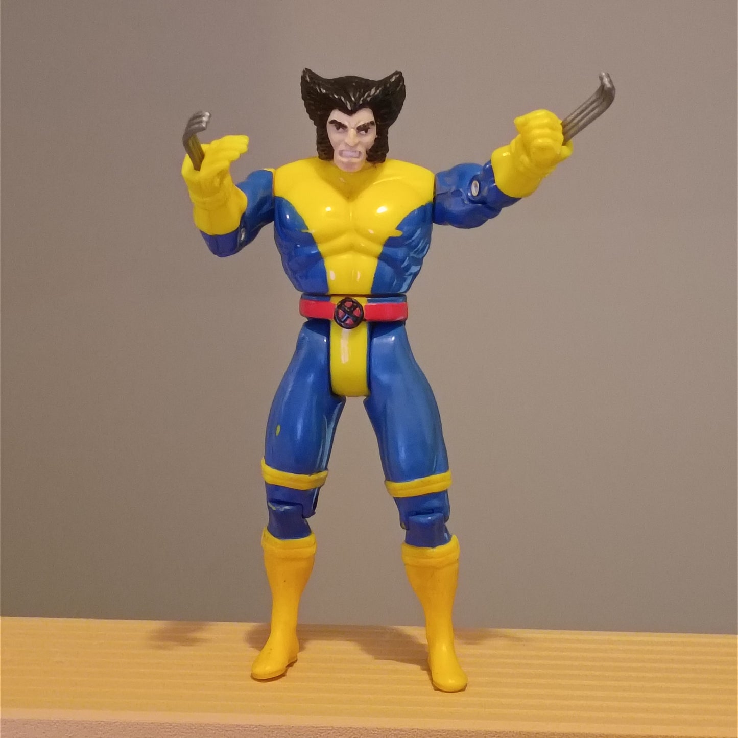 Vintage 1992 ToyBiz Uncanny X-Men Wolverine Unmasked 5 Inch Action Figure