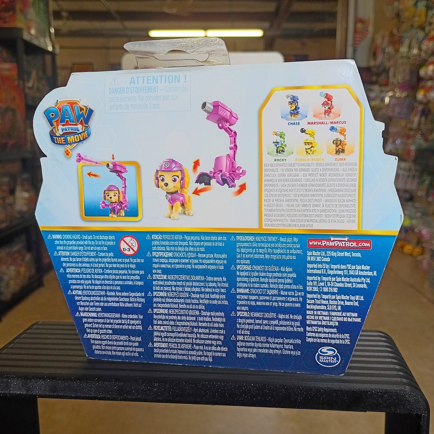 Paw Patrol The Movie Skye Figure With Transforming Backpack & Launchers
