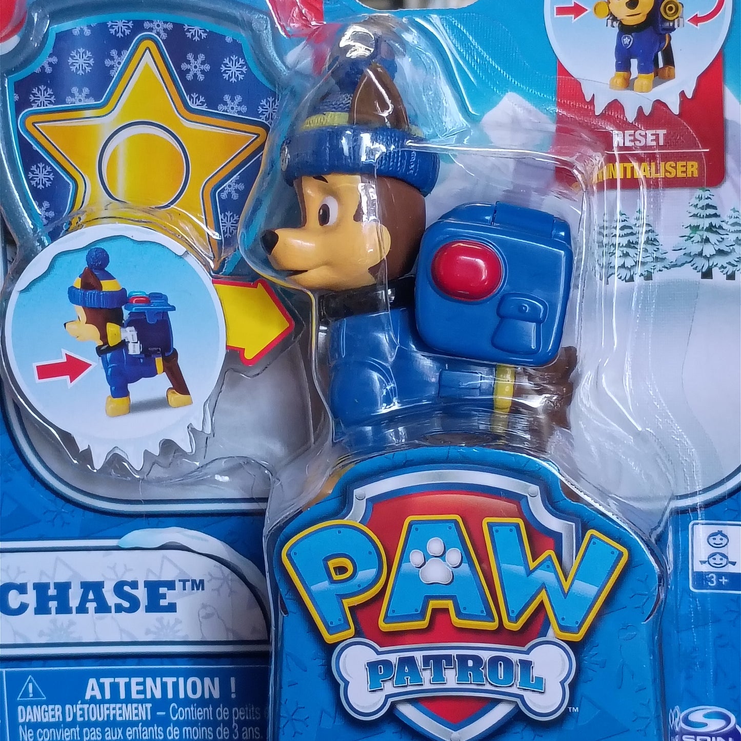 Paw Patrol Chase Snow Rescue Transforming Figure and Badge Set